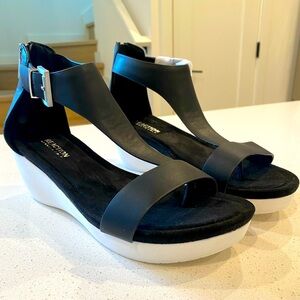 Kenneth Cole Reaction platform wedge sandals. Brand new (no box). Size 7.5